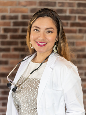 Lake Zurich Dentist Dr. Elizabeth Escarria 